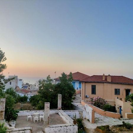 Οικογένειακο Διαμέρισμα Με Θέα 2 Chania  Buitenkant foto